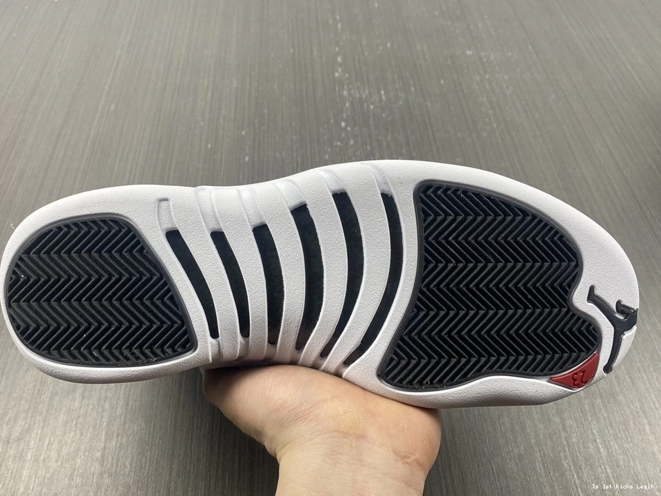 (2022) Playoffs Jordan Retro - 12 CT8013-006 0120